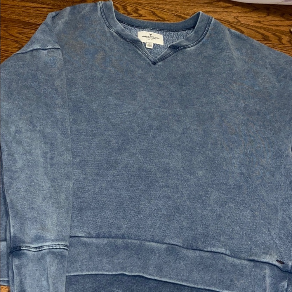 American Eagle sweater
